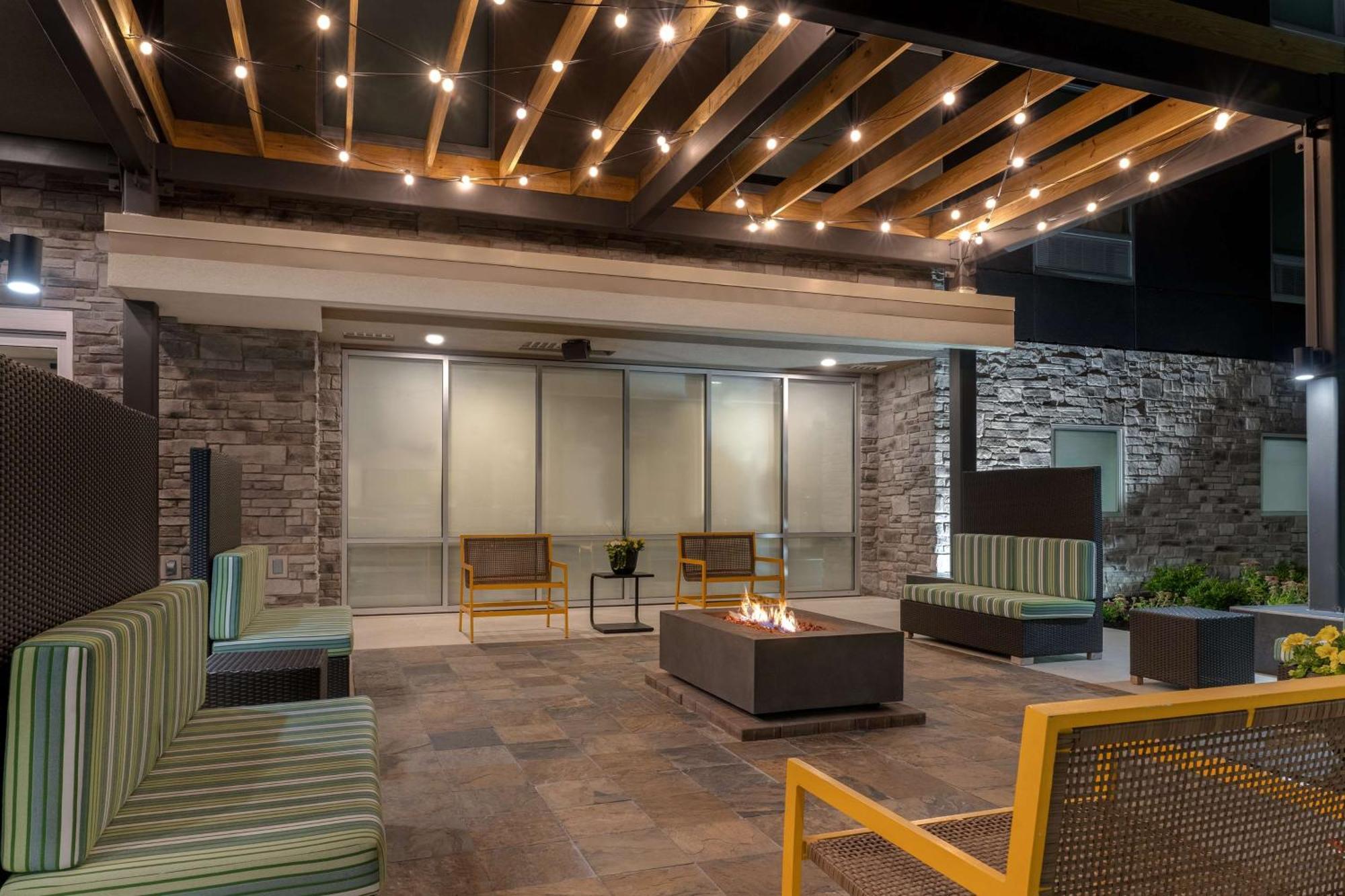 Home2 Suites By Hilton Kokomo Dış mekan fotoğraf